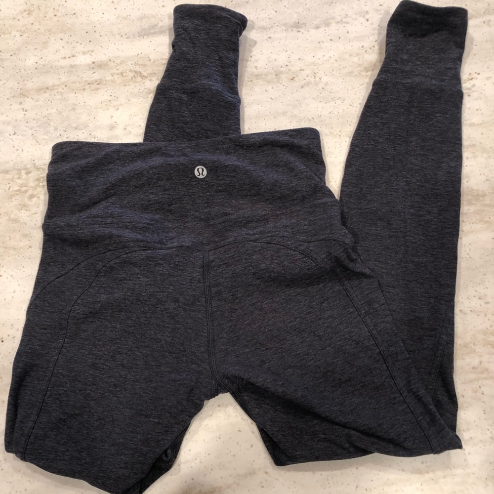 Lululemon Sz 4 7/8th’s leggings